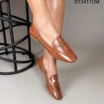 Mocassim c/ aplicação de Bridão dourado ‼FORMA PADRÃO  💻 DT3411