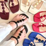 SANDÁLIA RASTEIRA CONFORT COM ESFERAS