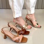 _SANDALIA EM TIRAS E CALCE FÁCIL_